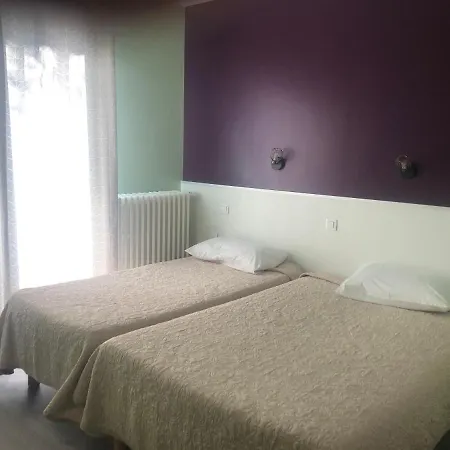 Les Troenes Hotel 2*