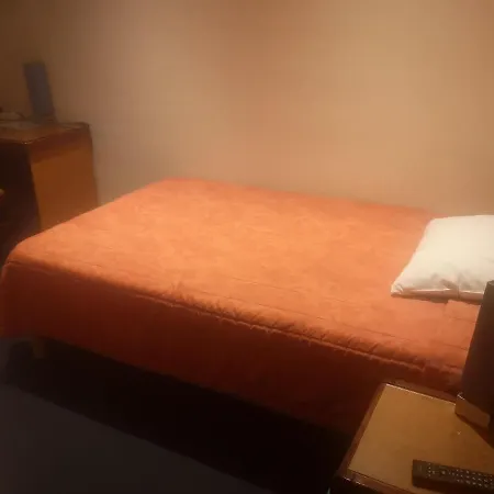 Ξενοδοχείο Les Troenes Μονπελιέ