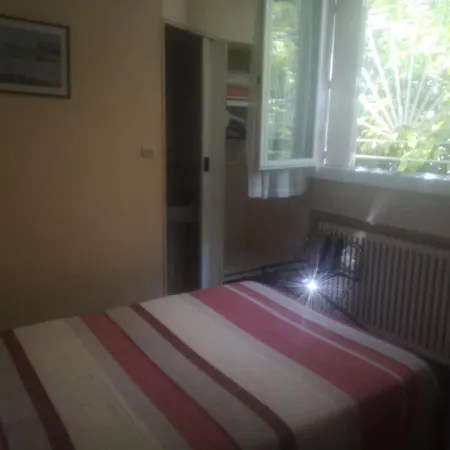 Les Troenes Ξενοδοχείο 2*